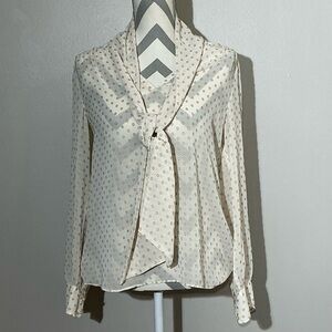 Ann Taylor Size Medium Cream Patterned Women's Blouse